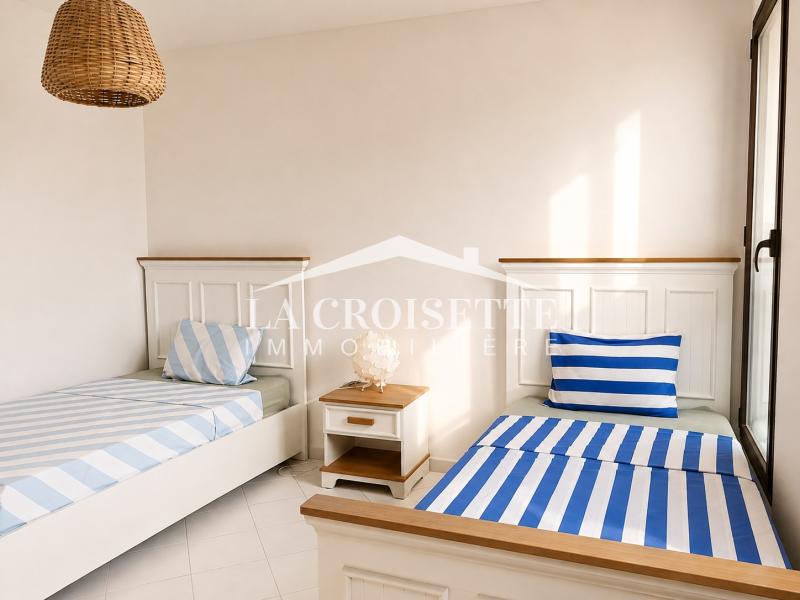 Duplex avec jardin S+3 meublé à Gammarth
